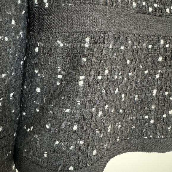 Karl Lagerfeld tweed zip-up blazer - black buttons. Chic  & classic - sz 12 - Picture 6 of 14